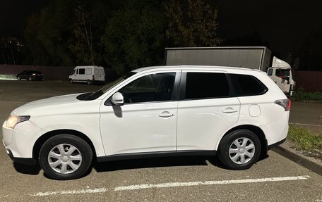 Mitsubishi Outlander III рестайлинг 3, 2013 год, 1 151 500 рублей, 6 фотография