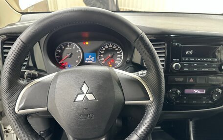 Mitsubishi Outlander III рестайлинг 3, 2013 год, 1 151 500 рублей, 11 фотография