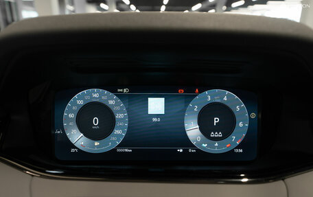 Land Rover Range Rover Evoque II, 2024 год, 6 500 000 рублей, 12 фотография