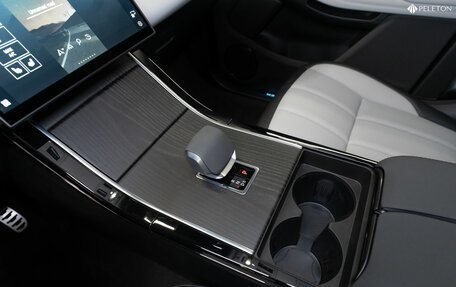 Land Rover Range Rover Evoque II, 2024 год, 6 500 000 рублей, 15 фотография