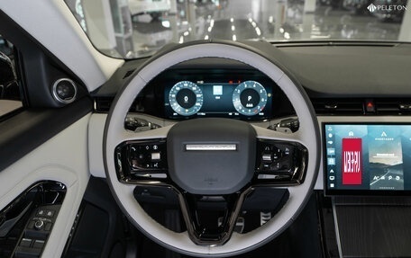 Land Rover Range Rover Evoque II, 2024 год, 6 500 000 рублей, 11 фотография