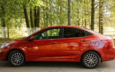 Hyundai Solaris II рестайлинг, 2011 год, 520 000 рублей, 5 фотография