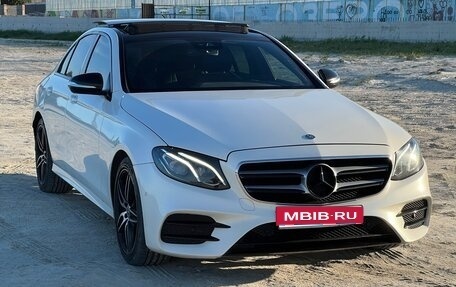 Mercedes-Benz E-Класс, 2016 год, 2 900 000 рублей, 1 фотография