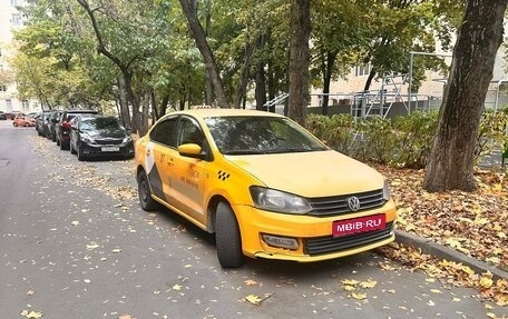 Volkswagen Polo VI (EU Market), 2016 год, 390 000 рублей, 1 фотография