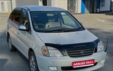 Toyota Nadia, 2000 год, 595 000 рублей, 3 фотография