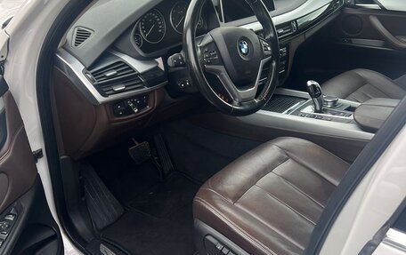 BMW X5, 2017 год, 2 999 999 рублей, 13 фотография
