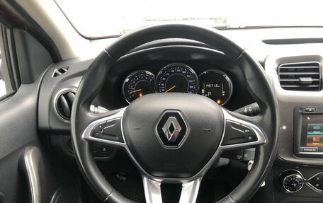 Renault Logan II, 2018 год, 969 000 рублей, 12 фотография