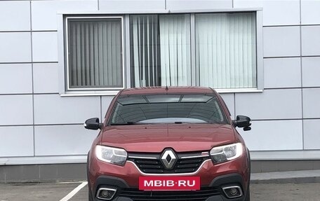 Renault Logan II, 2018 год, 969 000 рублей, 2 фотография