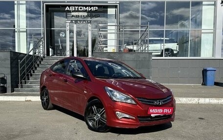 Hyundai Solaris II рестайлинг, 2015 год, 930 000 рублей, 3 фотография