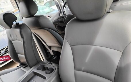 Hyundai Grand Starex Grand Starex I рестайлинг 2, 2013 год, 1 450 000 рублей, 12 фотография