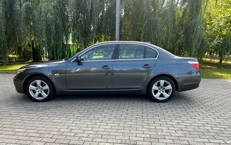 BMW 5 серия, 2009 год, 1 436 000 рублей, 3 фотография