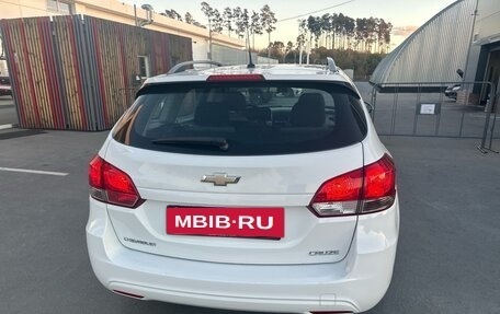 Chevrolet Cruze II, 2014 год, 827 000 рублей, 4 фотография