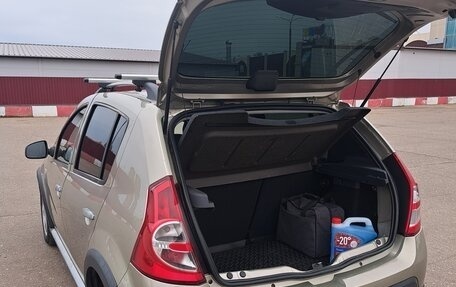 Renault Sandero I, 2011 год, 700 000 рублей, 4 фотография