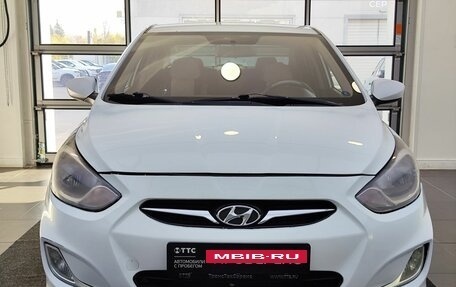 Hyundai Solaris II рестайлинг, 2013 год, 630 000 рублей, 2 фотография