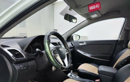 Hyundai Solaris II рестайлинг, 2013 год, 630 000 рублей, 20 фотография