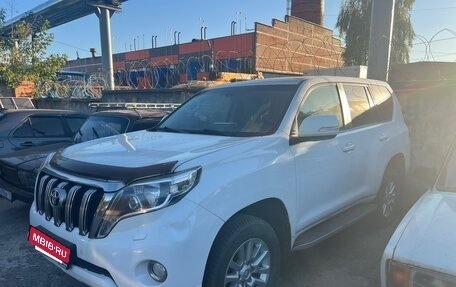 Toyota Land Cruiser Prado 150 рестайлинг 2, 2014 год, 2 800 000 рублей, 2 фотография
