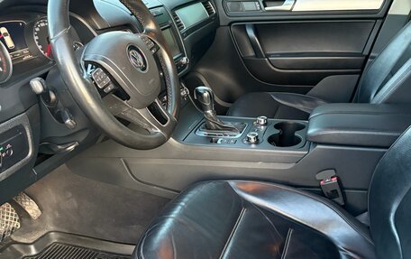 Volkswagen Touareg III, 2012 год, 1 890 000 рублей, 9 фотография