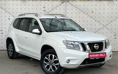 Nissan Terrano III, 2014 год, 1 250 000 рублей, 2 фотография
