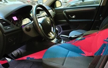 Renault Laguna III рестайлинг, 2009 год, 699 999 рублей, 5 фотография
