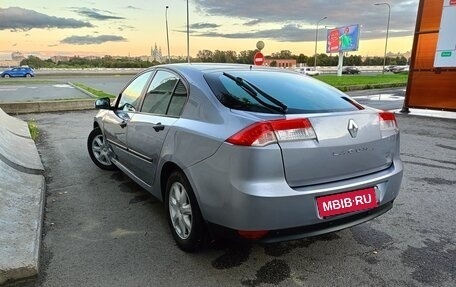 Renault Laguna III рестайлинг, 2009 год, 699 999 рублей, 3 фотография
