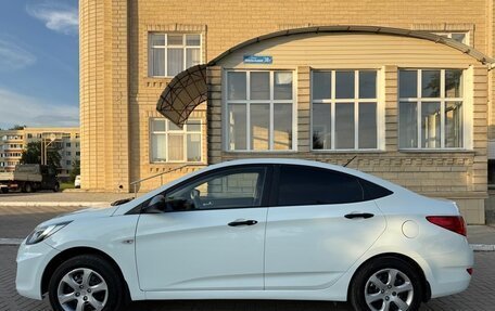 Hyundai Solaris II рестайлинг, 2013 год, 700 000 рублей, 2 фотография