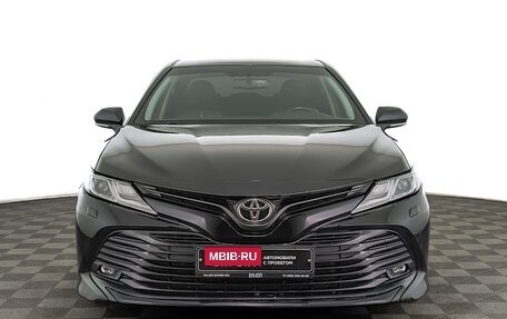 Toyota Camry, 2019 год, 2 850 000 рублей, 2 фотография