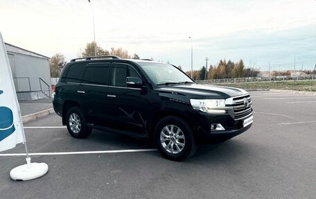 Toyota Land Cruiser 200, 2020 год, 8 500 000 рублей, 6 фотография