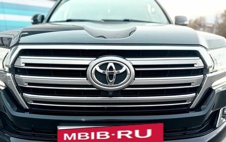 Toyota Land Cruiser 200, 2020 год, 8 500 000 рублей, 4 фотография