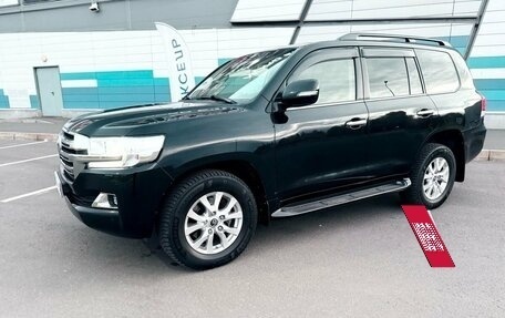 Toyota Land Cruiser 200, 2020 год, 8 500 000 рублей, 8 фотография
