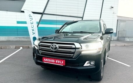 Toyota Land Cruiser 200, 2020 год, 8 500 000 рублей, 2 фотография