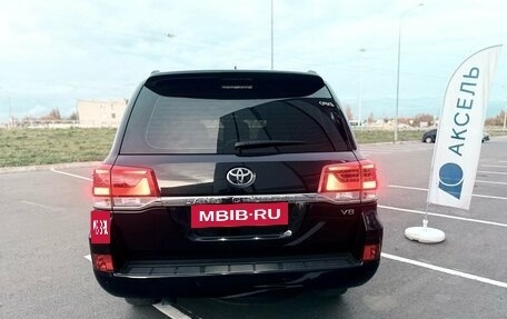 Toyota Land Cruiser 200, 2020 год, 8 500 000 рублей, 9 фотография