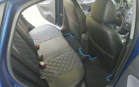 Hyundai Solaris II рестайлинг, 2013 год, 880 000 рублей, 11 фотография