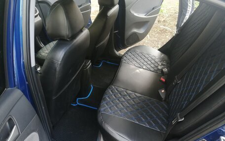 Hyundai Solaris II рестайлинг, 2013 год, 880 000 рублей, 12 фотография