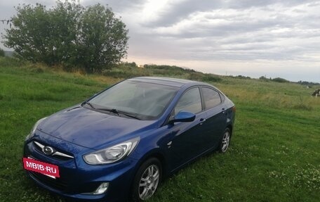 Hyundai Solaris II рестайлинг, 2013 год, 880 000 рублей, 15 фотография