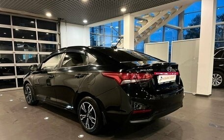 Hyundai Solaris II рестайлинг, 2018 год, 1 320 000 рублей, 5 фотография