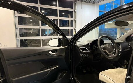 Hyundai Solaris II рестайлинг, 2018 год, 1 320 000 рублей, 20 фотография