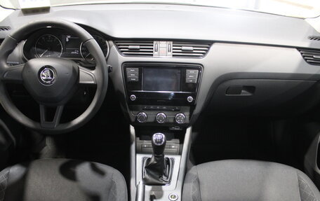 Skoda Octavia, 2018 год, 1 519 000 рублей, 5 фотография