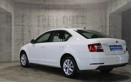 Skoda Octavia, 2018 год, 1 519 000 рублей, 10 фотография