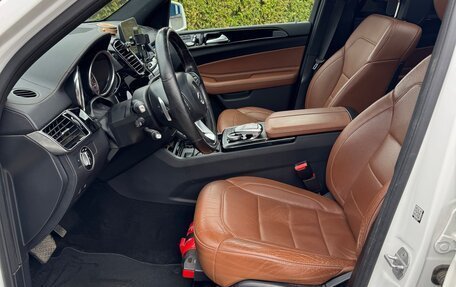 Mercedes-Benz GLS, 2017 год, 4 300 000 рублей, 3 фотография
