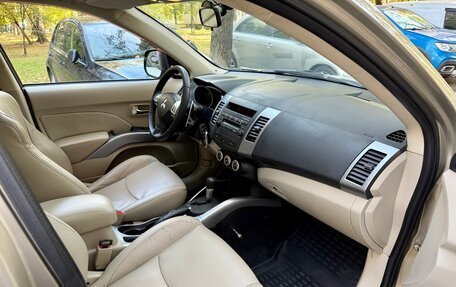 Mitsubishi Outlander III рестайлинг 3, 2008 год, 1 085 000 рублей, 13 фотография