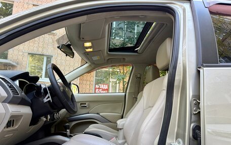 Mitsubishi Outlander III рестайлинг 3, 2008 год, 1 085 000 рублей, 12 фотография
