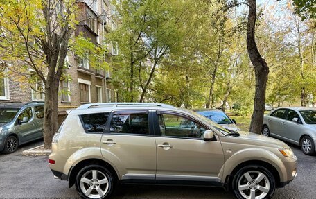 Mitsubishi Outlander III рестайлинг 3, 2008 год, 1 085 000 рублей, 9 фотография