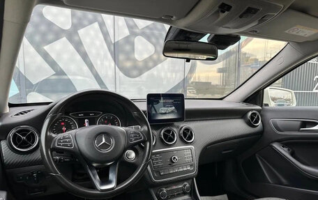 Mercedes-Benz GLA, 2017 год, 1 970 000 рублей, 2 фотография