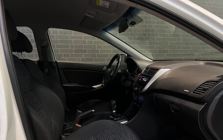 Hyundai Solaris II рестайлинг, 2015 год, 999 000 рублей, 12 фотография