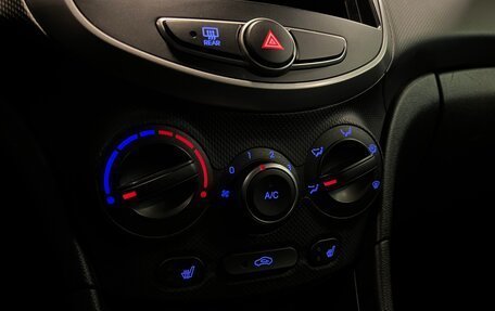Hyundai Solaris II рестайлинг, 2015 год, 999 000 рублей, 15 фотография