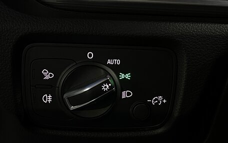 Audi A3, 2017 год, 2 109 000 рублей, 26 фотография