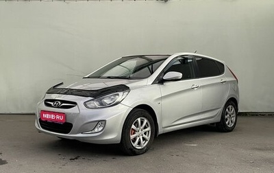 Hyundai Solaris II рестайлинг, 2013 год, 750 000 рублей, 1 фотография