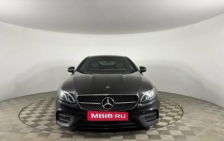Mercedes-Benz E-Класс, 2018 год, 3 550 000 рублей, 2 фотография