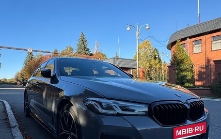 BMW 5 серия, 2020 год, 6 900 000 рублей, 3 фотография