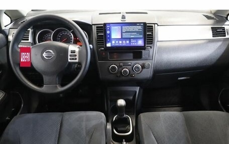 Nissan Tiida, 2011 год, 749 000 рублей, 11 фотография